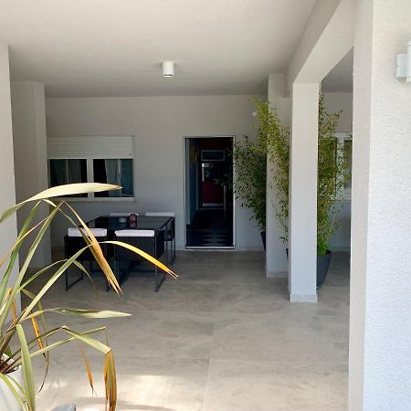 Deluxe Suites Mandic Omiš Exteriör bild