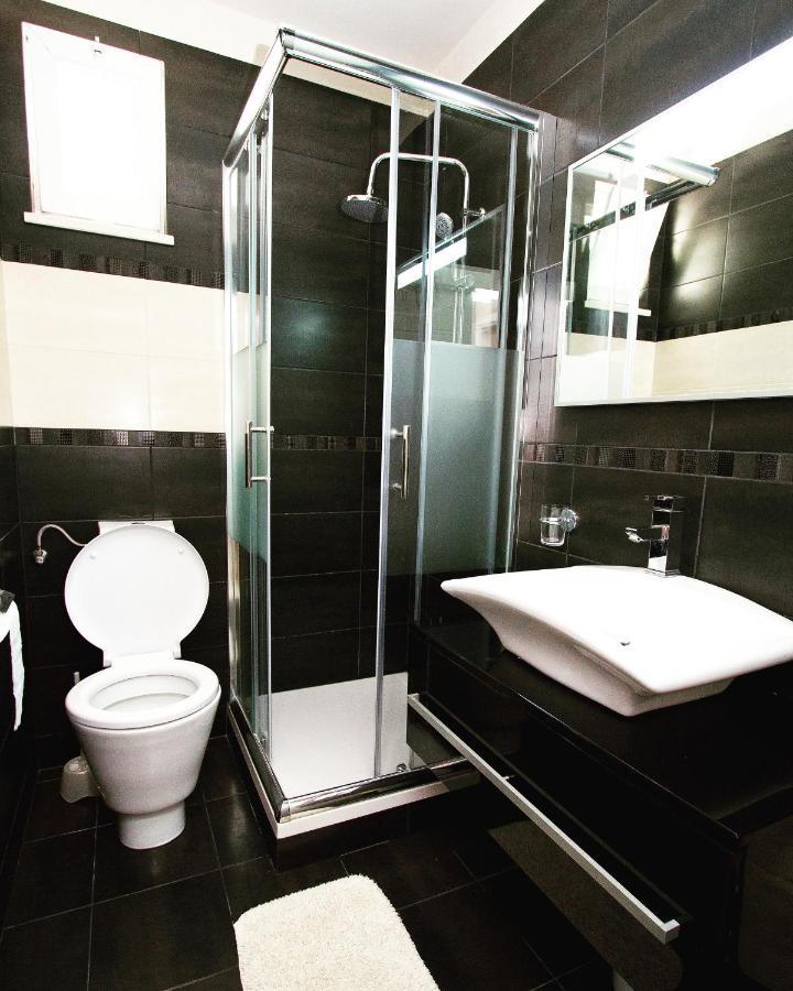 Deluxe Suites Mandic Omiš Exteriör bild