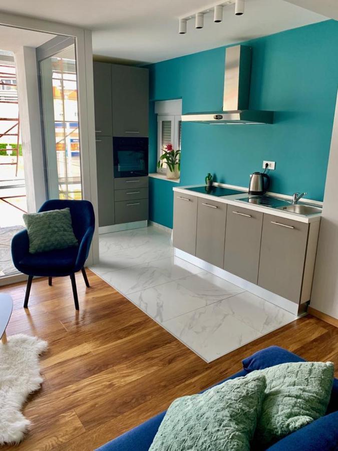 Deluxe Suites Mandic Omiš Exteriör bild