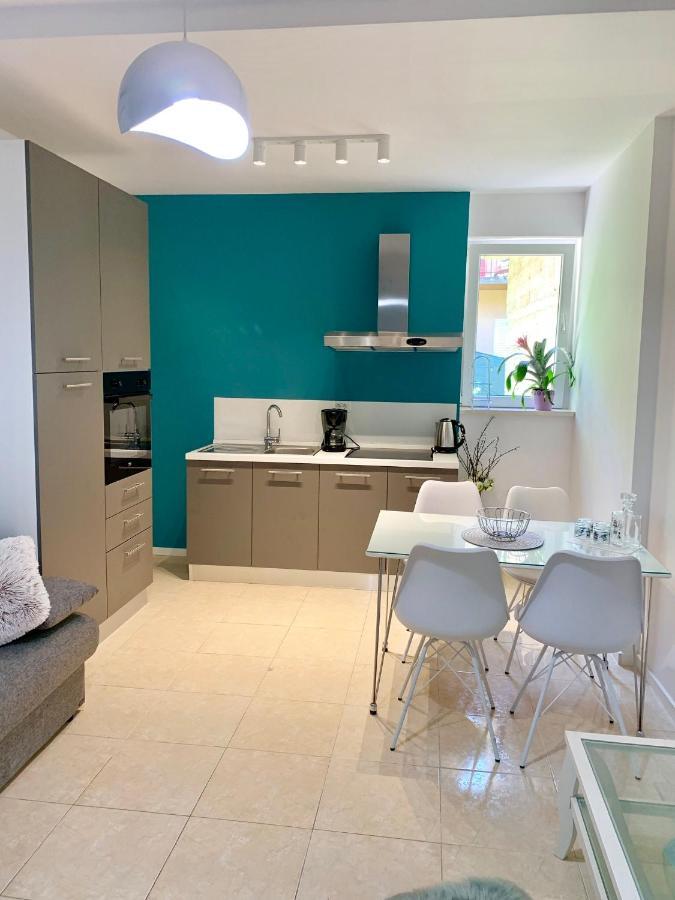 Deluxe Suites Mandic Omiš Exteriör bild